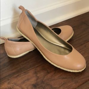 Banana Republic Straw-Rimmed, Beige Ballet Flats